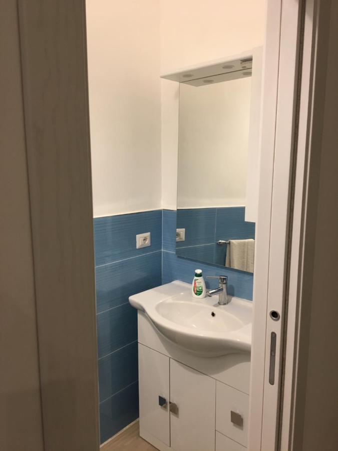 Casa Theodor B&B Napoli Bagian luar foto