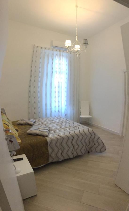 Casa Theodor B&B Napoli Bagian luar foto